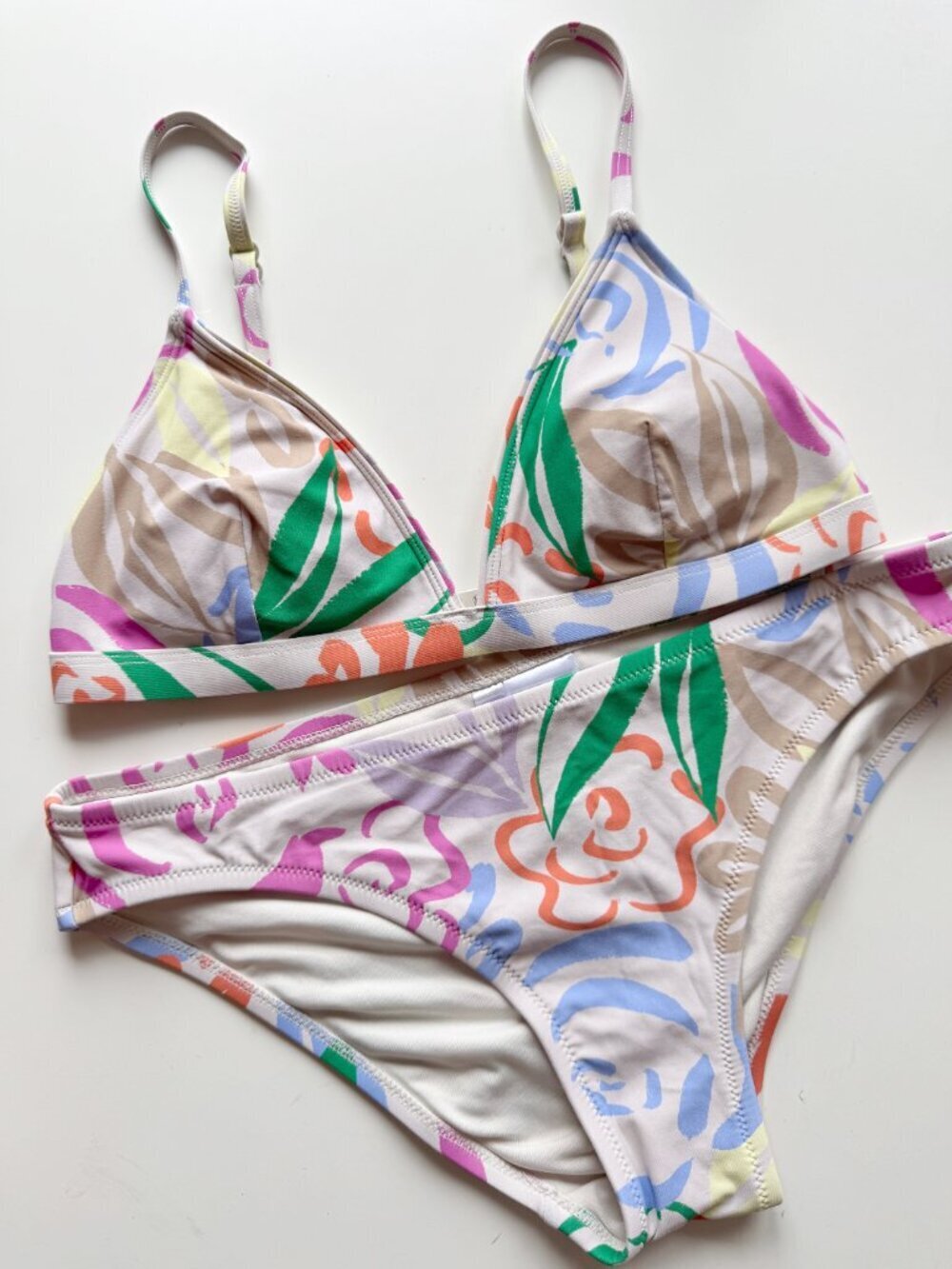 GAP Spring Floral Triangle Top Bikini Swim Set, Size S/M - Picture 5 of 10
